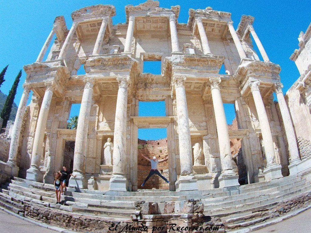 Fachada de la biblioteca de Celso en Éfeso