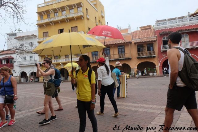 Cartagena colombia freetour rojo y amarillo low